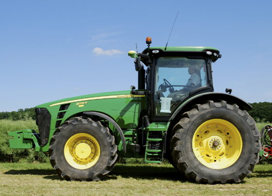 GPS in tractor